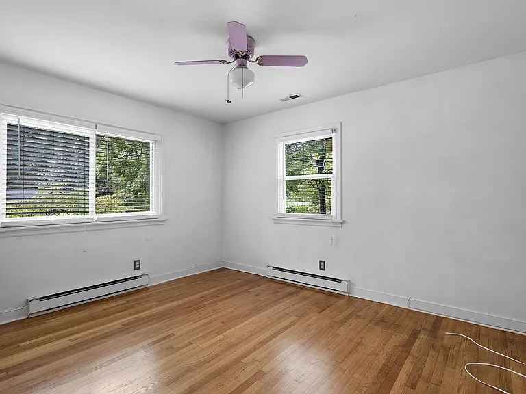 2115 Cedarhurst Dr — Photo 23