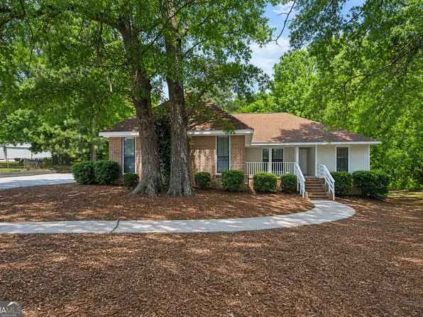 104 Lori Ct, Warner Robins, GA 31093
