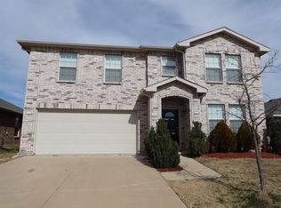 1813 Trego Dr, Justin, TX 76247