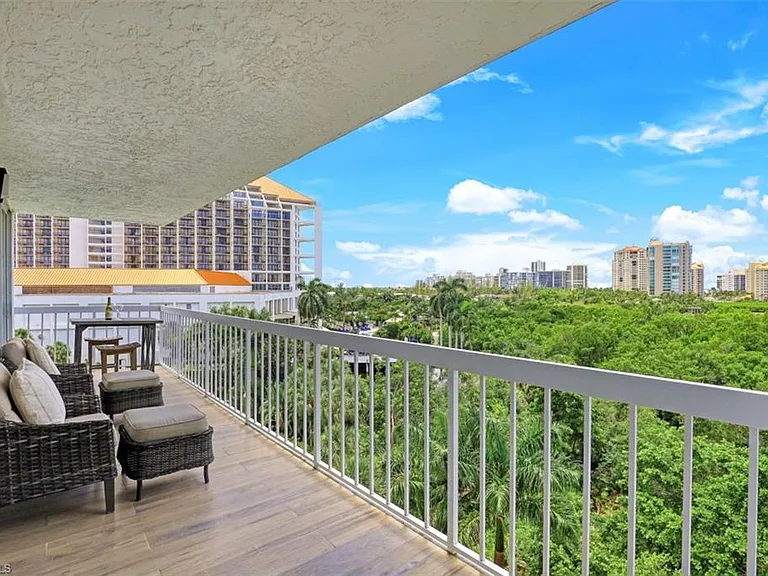 5501 Heron Point Dr #501 — Photo 17