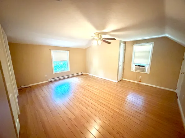 28 Maple St #2, Torrington, CT 06790