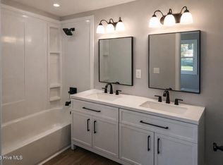 786 Old Winberry Rd, Newport, NC 28570