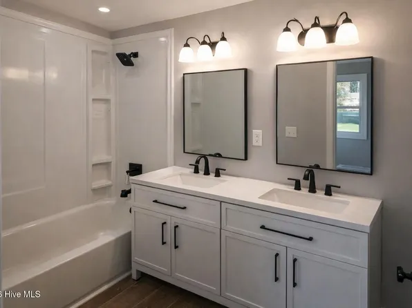 786 Old Winberry Road, Newport, NC 28570