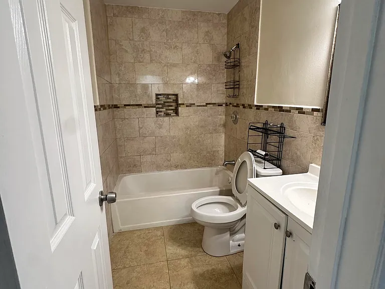 5614 Blueberry Ct — Photo 10