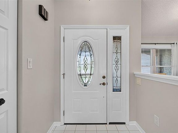 4th image of 6031 Sanderling Dr
