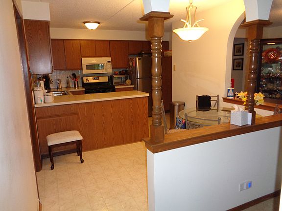3rd image of 463 Graceland Ave APT 302