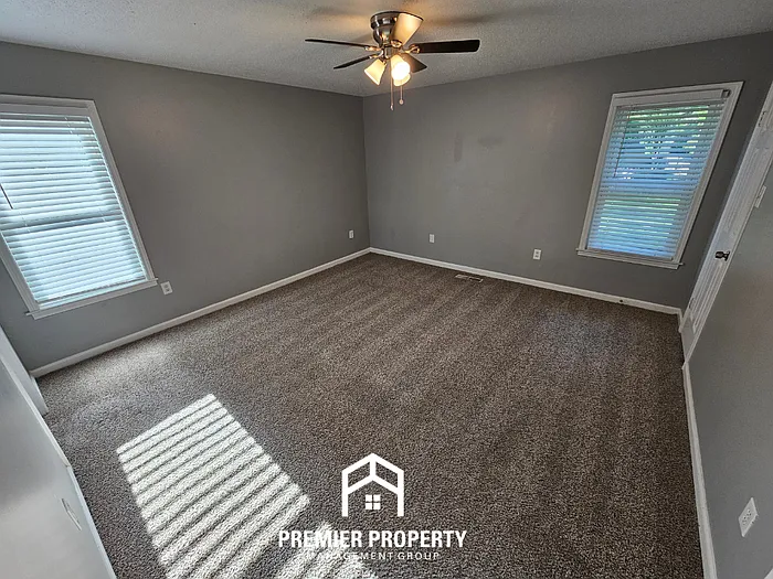 8131 Farmington Blvd — Photo 13