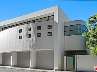 477 Upper Mesa Rd, Santa Monica, CA 90402