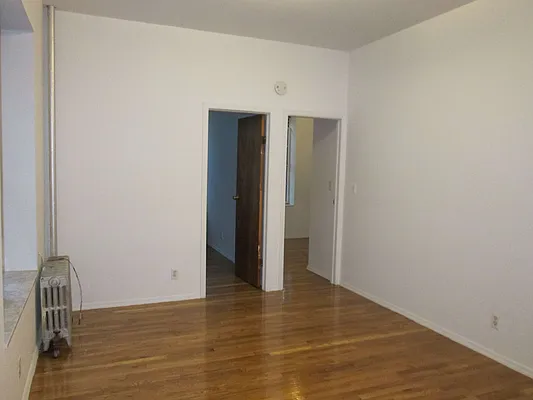 Rented by Michael Palmieri, LREB | media 11