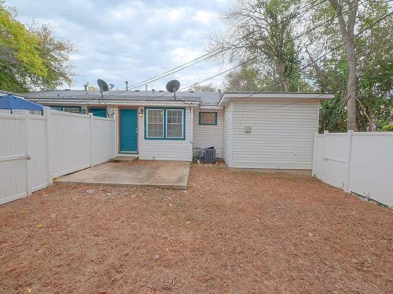 3902 Dexter Ave — Photo 22