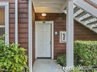 27 Marina Lakes Dr, Richmond, CA