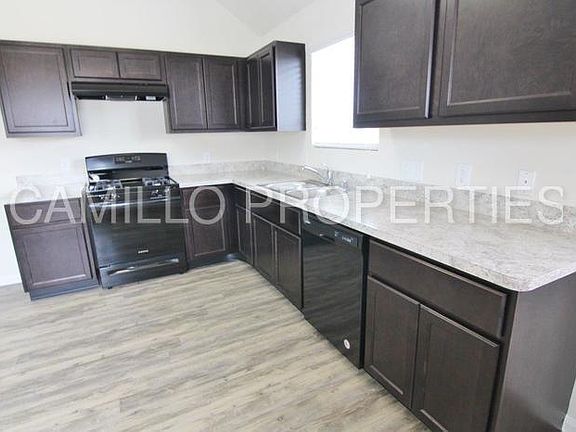 4th image of 10106 Piave Dr