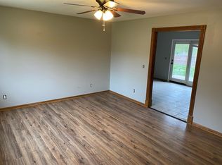 904 W Main St, Braidwood, IL 60408
