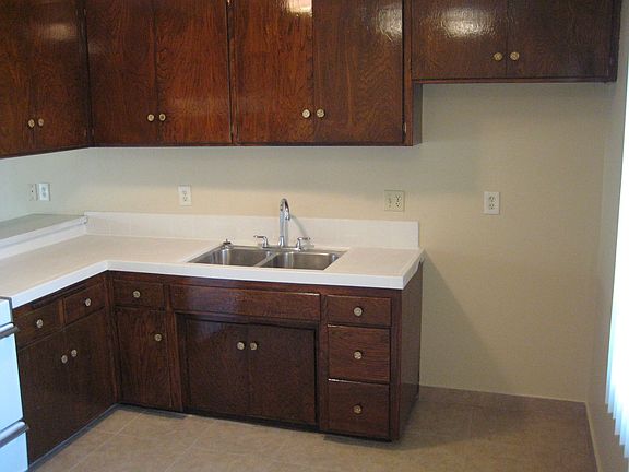 4th image of 129 Violet Ave APT 112
