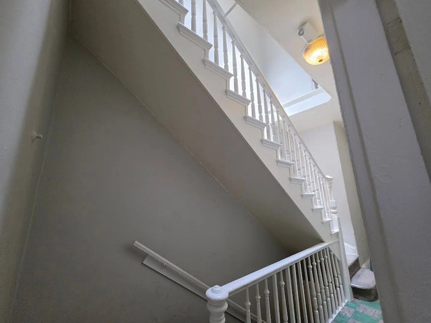 1408 P ST NW — Photo 1