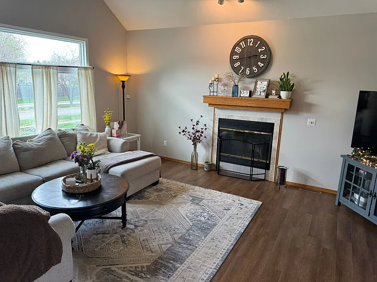 1217 Idaho Ave — Photo 4