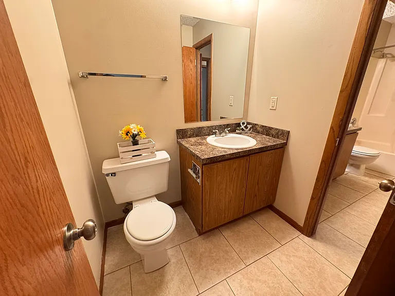5120 Emerald Dr #13 — Photo 9