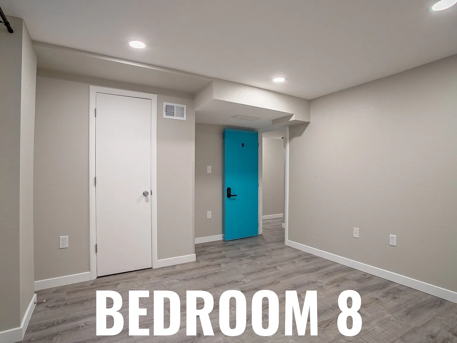 9 bed, 4.0 bath, 2700 sqft, $685 — Photo 3