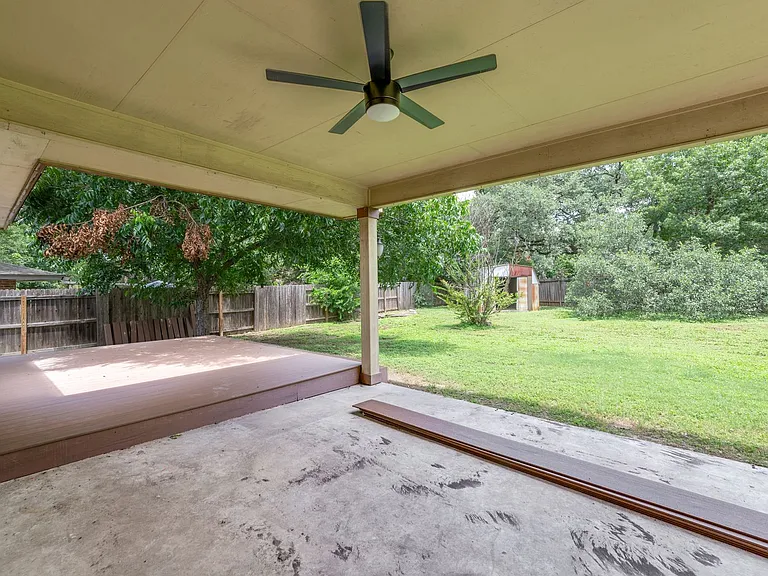 16115 Wolf Creek St — Photo 23
