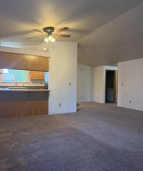 612 SW Larch Rd — Photo 3