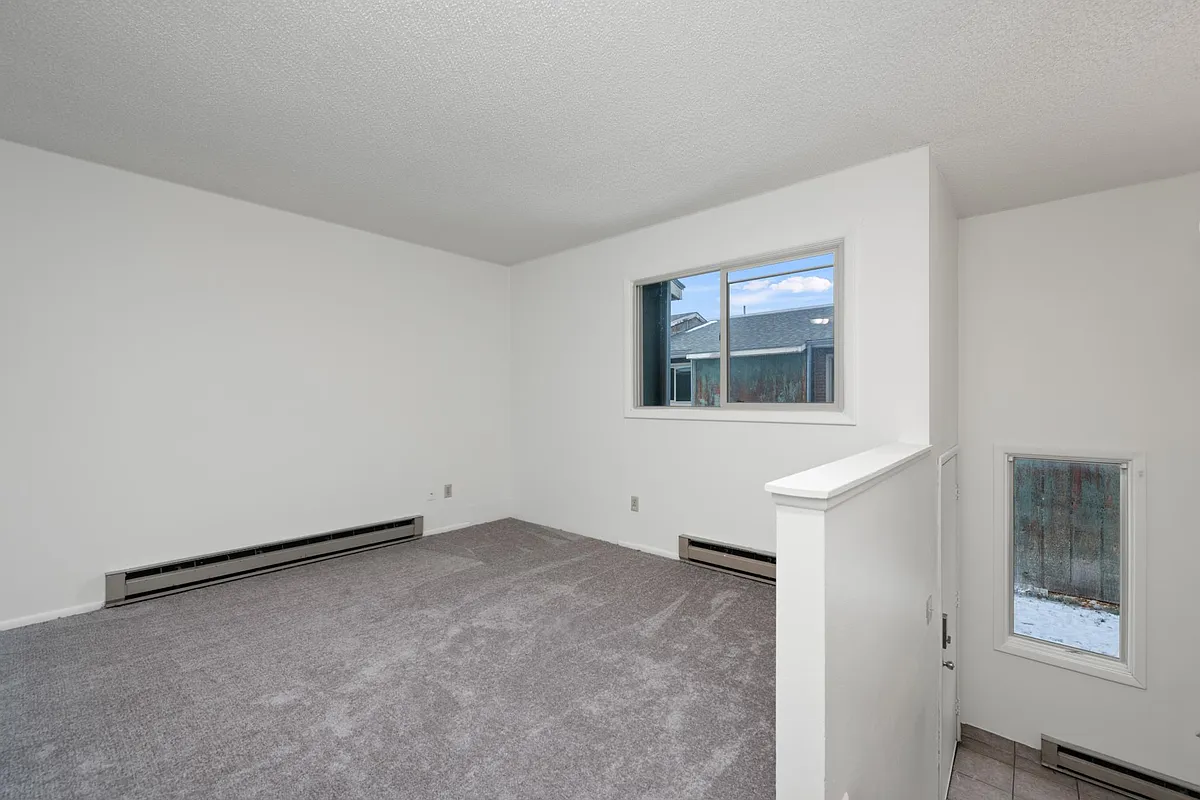 Building Photo - 315 S 23rd St #14