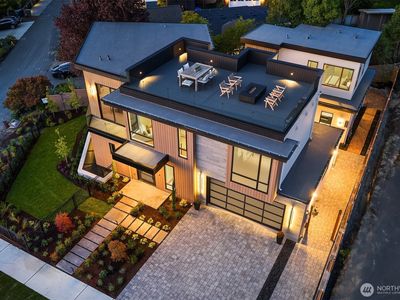 928 and 926 18th Avenue W, Kirkland, WA, 98033