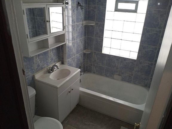 5th image of 2412 N 41st St