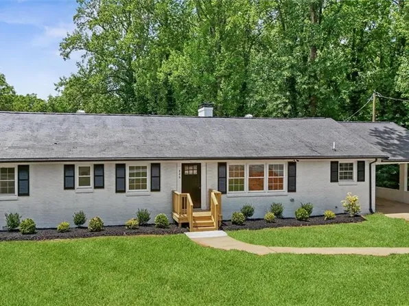 426 Fitch Dr, Mebane, NC 27302