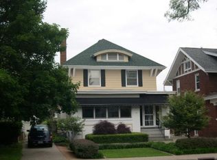 1206 N Institute Pl, Peoria, IL