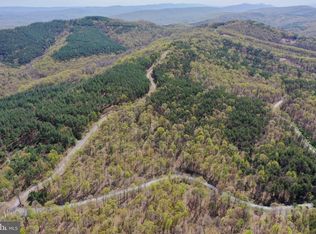 2 Bluffs Rd, Fort Ashby, WV 26719