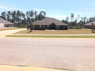 11842 Hons Dr, Fairhope, AL 36532