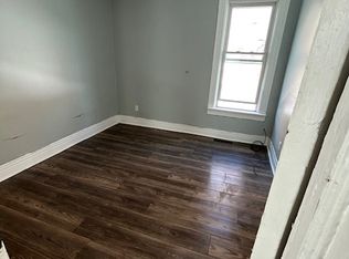 61 Milton Ave #1R, Amsterdam, NY 12010
