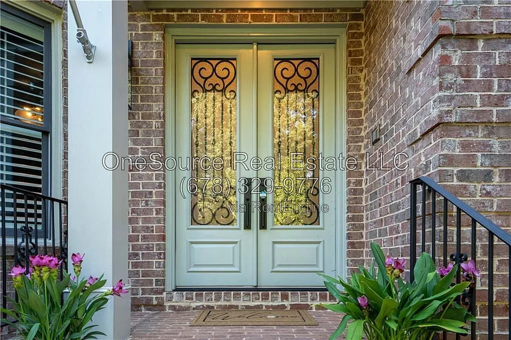 4 bed, 4.0 bath, 4080 sqft, $4,500 — Photo 4