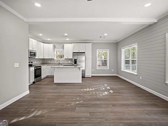 4th image of 16 Pear St
