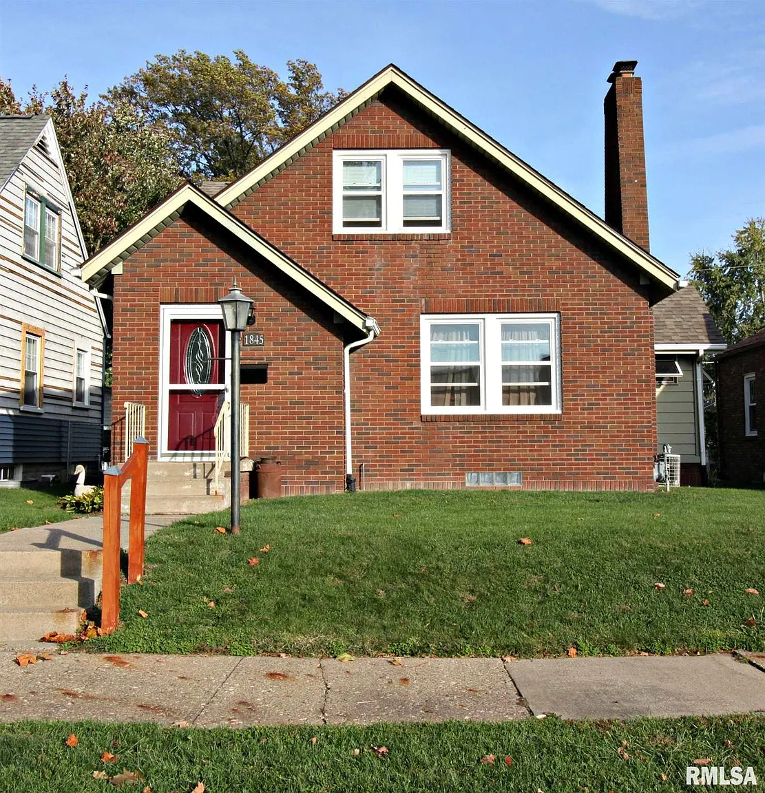 1845 41st St photo 1