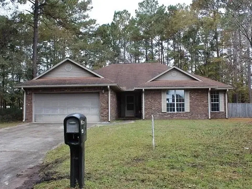 220 Easy St