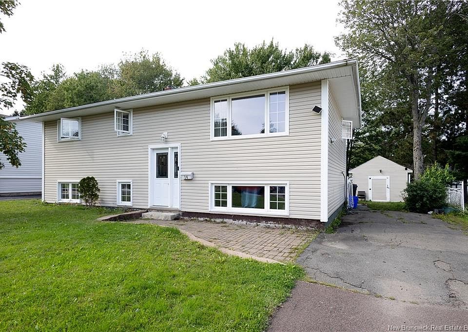 1st image of 14 Brewster St