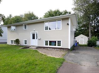 14 Brewster St, Riverview, NB E1B 3M8