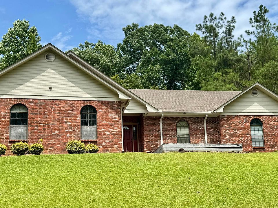 1st image of 174 White Oak Dr
