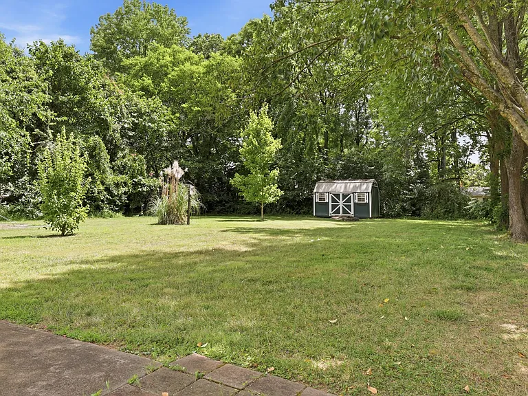 1706 Dallas Ave — Photo 26