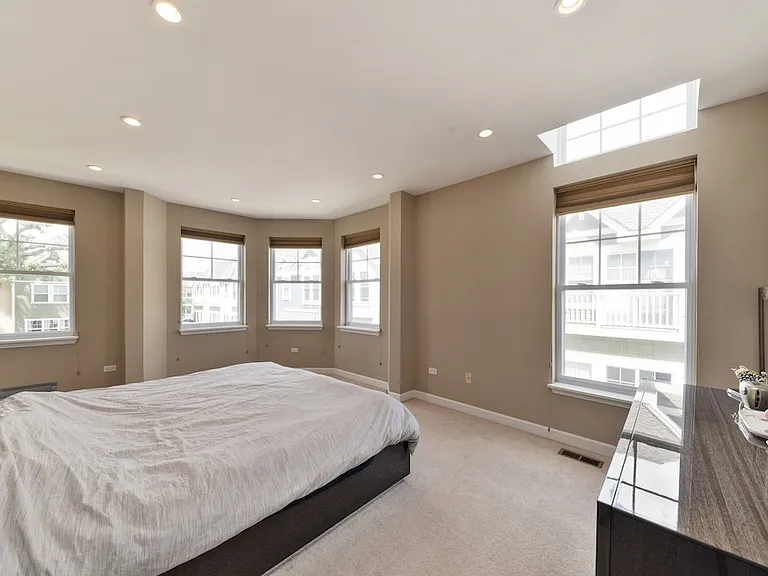 28 Lakeview Pl #28 — Photo 9