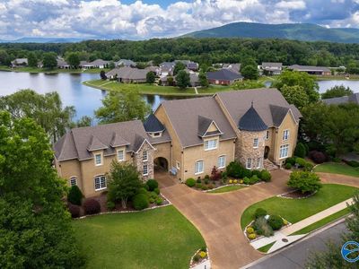 3127 Haddonstone Dr SE, Owens Cross Roads, AL, 35763