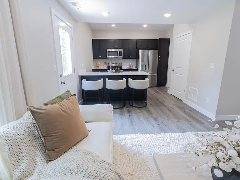 2700 Emery Dr — Photo 14