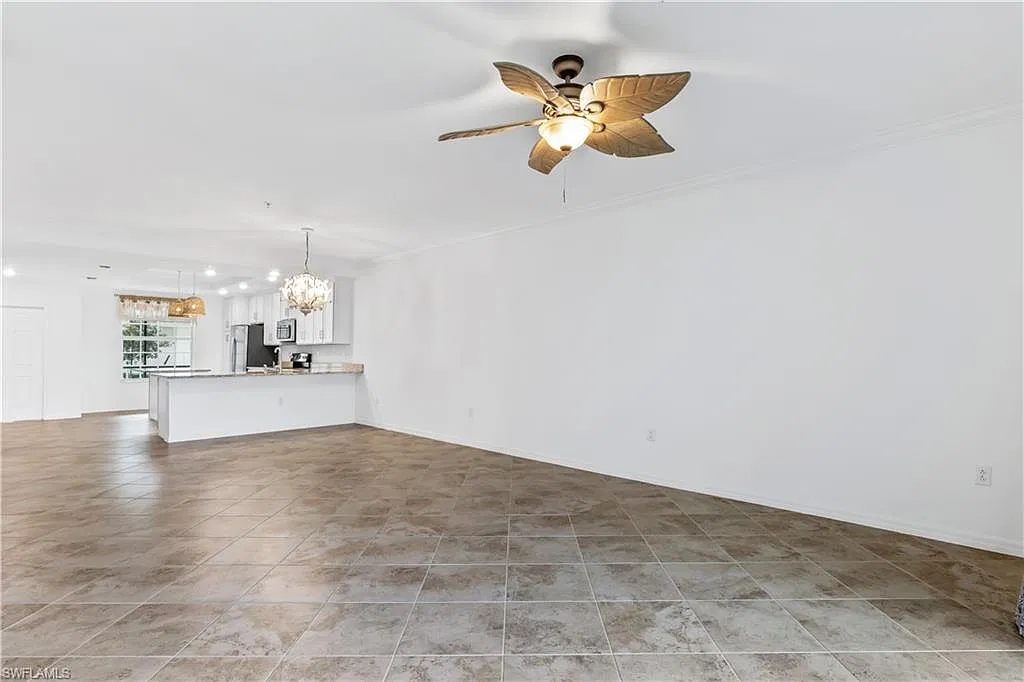 2 bed, 2.0 bath, 1569 sqft, $2,400 — Photo 2