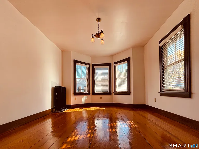 39 Pearl St #2 — Photo 3