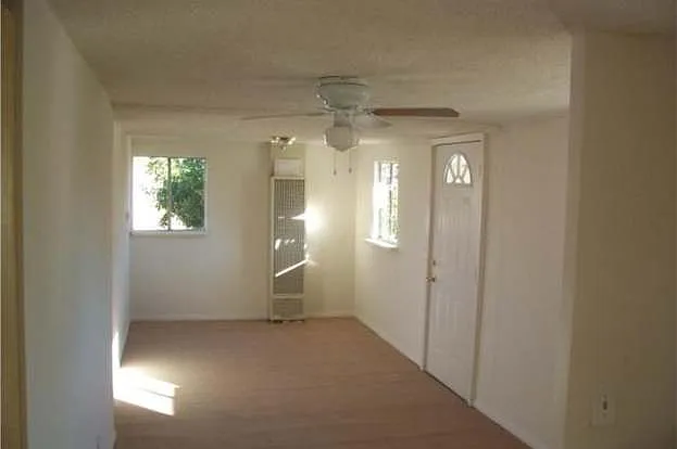 1532 W 9th St — Photo 30
