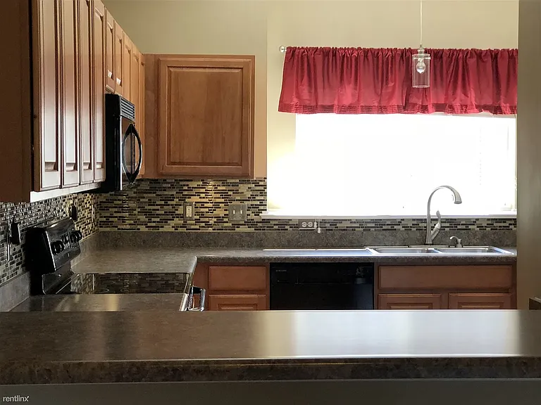 10822 Pardee Rd — Photo 3