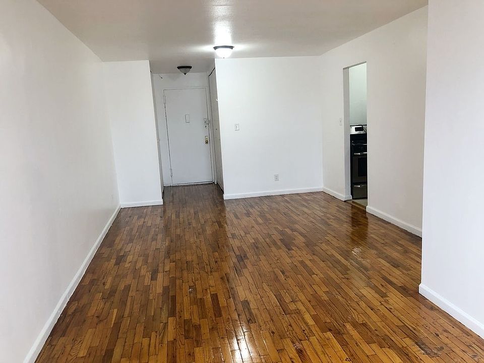 2nd image of 59-21 Calloway St #55