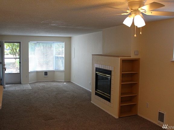 3rd image of 2412 18th Ave SE