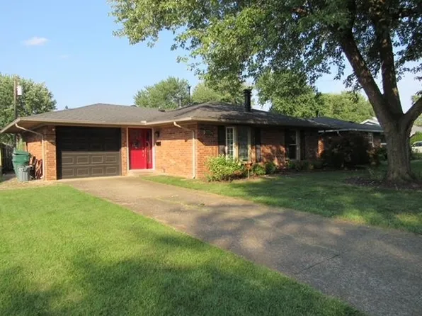 2207 Carriage Dr, Owensboro, KY 42301